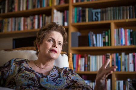 Dilma Rousseff: “Golpistas estão criando um inimigo interno: ele é brasileiro, negro, pobre e mora na periferia”