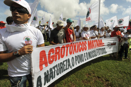 Audiência pública na Assembleia Legislativa debate liberação de agrotóxicos no Rio Grande do Sul