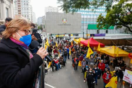 Educadores se mobilizam para cobrar reposição de perdas acumuladas no RS. Foto: Cpers Sindicato