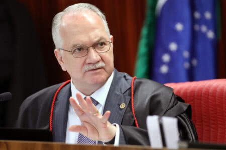 Ministro Edson Fachin durante sessão plenária do TSE. Foto: TSE