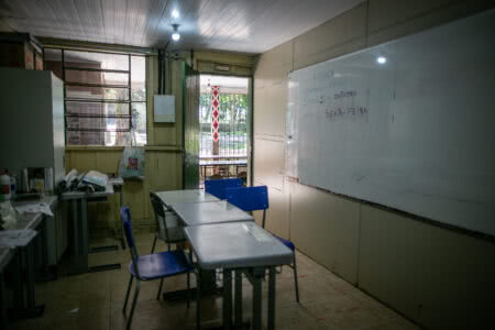 Sala de aula da Escola Indígena Nhamandu Nhemopu'ã, localizada em Itapuã, distrito da cidade de Viamão, no Rio Grande do Sul. Foto: Luiza Castro/Sul21