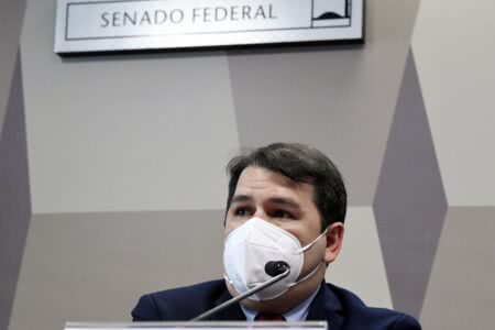 Elton Chaves se disse surpreso com o adiamento da votação do relatório técnico que poderia barrar o uso da cloroquina. Foto: Edilson Rodrigues/Agência Senado