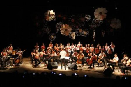 Orquestra Villa Lobos se apresenta no Teatro Renascença | Foto: Ivo Gonçalves/PMPA