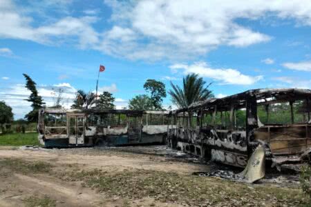 O movimento afirma que trabalhadores rurais conseguiram identificar alguns dos criminosos como pessoas ligadas a grupos de apoio a Bolsonaro (Foto: MST/Bahia/Reprodução)