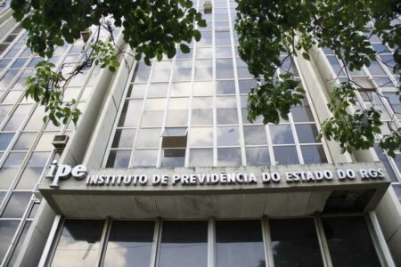 Contribuição nos planos de assistência do IPE Saúde tem reajuste de 12,13%