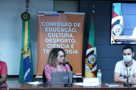 Audiência pública cobra melhor estrutura e oferta de Ensino Médio e Infantil em escolas indígenas