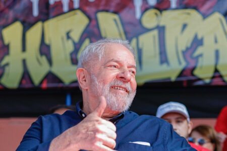 Vídeo trabalha posicionamento de Lula dentro do conceito da frente ampla (Foto: Facebook/Reprodução)