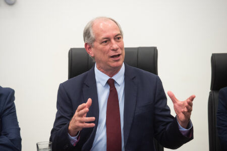 Ciro Gomes: ‘Com 33 milhões passando fome, as pessoas não estão pensando em política’