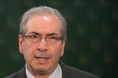 Ministro do STF suspende decisão que tornava Eduardo Cunha elegível