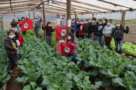 Via Campesina celebra Dia da Alimentação contra a fome e o agronegócio, neste domingo (16)