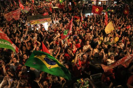 Nota de repúdio à manifestação da Sociedade de Engenharia do RS (por Comitê Popular Docentes com Lula)