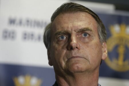 Bolsonaro terá aposentadoria de R$ 30 mil