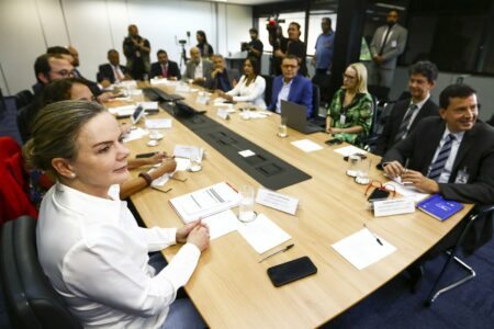 Reunião do Conselho Político de Transição na sede da Gabinete de Transição de Governo, no CCBB, em Brasília | Foto: Marcelo Camargo/Agência Brasil 