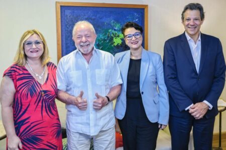 Maria Rita Serrano, Lula, Tarciana Medeiros e Fernando Haddad. Foto: Divulgação