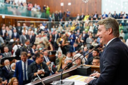 Deputados tomam posse na Assembleia Legislativa do RS