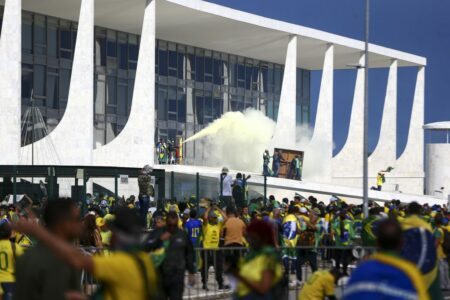 Leite e Melo repudiam ataques bolsonaristas contra sede dos três poderes