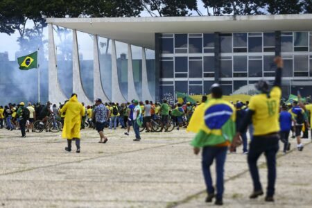 Manifestantes invadem Congresso, STF e Palácio do Planalto. Foto: Marcelo Camargo/Agência Brasil